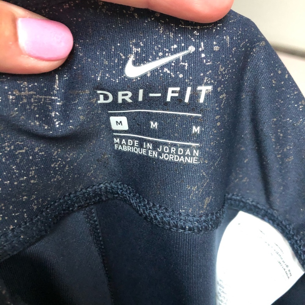 * | Nike | shimmer leggings. Size M. - Picture 4 of 7